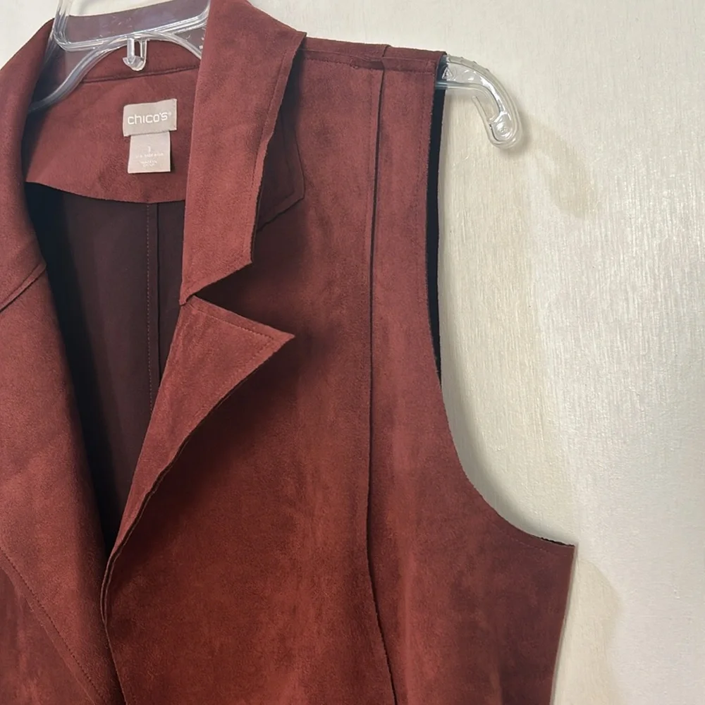 CHICO ELONGATED VEST WOMEN SIZE  8/10 BROWN FAUX SUEDE - Picture 6 of 14